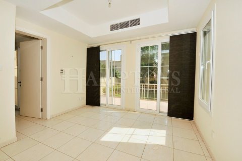 Таунхаус The Springs, Дубай, БАӘ-да 2 жатын бөлмелер, 172.42796800 м² № 757652 - фото 9