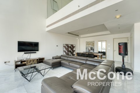 Business Bay, Dubai, BAE’de satılık penthouse 2 yatak odası, 138.61 m&sup2; No 587089 - fotoğraf 2