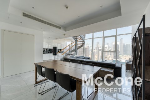 Business Bay, Dubai, BAE’de satılık penthouse 2 yatak odası, 138.61 m&sup2; No 587089 - fotoğraf 9