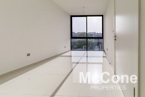 Vilë në Dubai, Emiratet e Bashkuara Arabe 6 dhoma gjumi, 330.92 m2. № 587398 - Foto 12