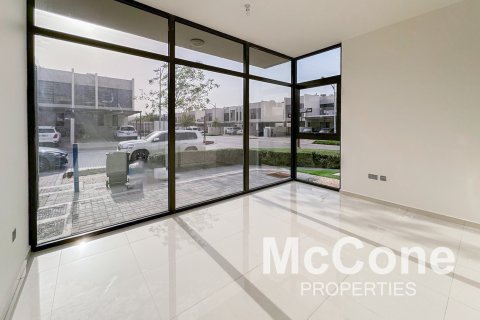 Vilë në Dubai, Emiratet e Bashkuara Arabe 6 dhoma gjumi, 330.92 m2. № 587398 - Foto 11