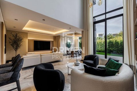 Villa til salg i Jumeirah, Dubai, UAE 3 soveværelser, 276.57 kvm № 741886 - foto 3