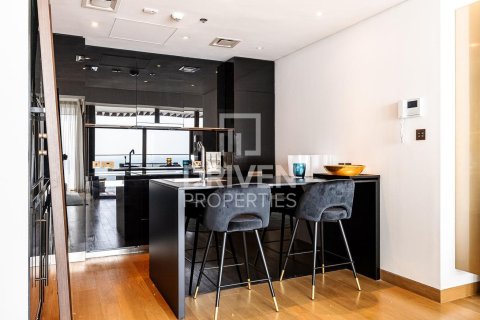 Apartament në Jumeirah, Dubai, Emiratet e Bashkuara Arabe 2 dhoma gjumi, 179.49 m2. № 741887 - Foto 19