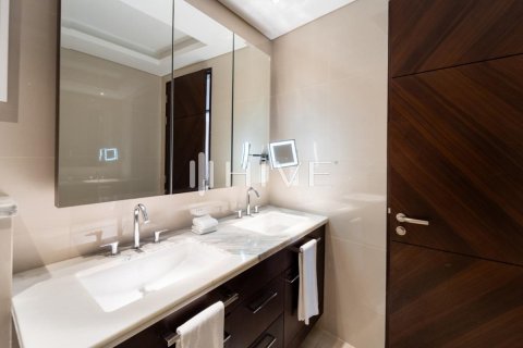 Apartament në Downtown Dubai (Downtown Burj Dubai), Dubai, Emiratet e Bashkuara Arabe 1 dhomë gjumi, 97.6 m2. № 581245 - Foto 13