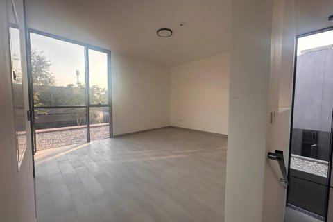Villa en alquiler en Tilal City, Sharjah, EAU 5 dormitorios, 457.83 m2 № 764219 - foto 9