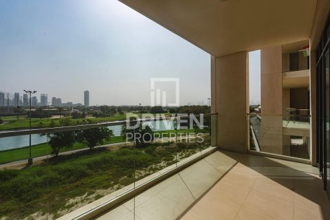 Apartment in The Hills, Dubai, UAE 3 bedrooms, 165.74 sq.m. № 746213 - photo 15
