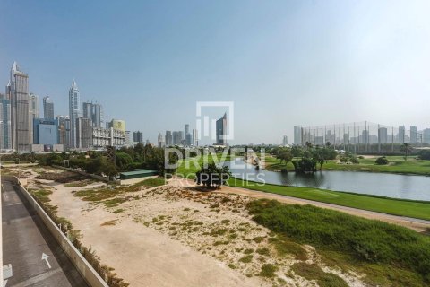 Apartment in The Hills, Dubai, UAE 3 bedrooms, 165.74 sq.m. № 746213 - photo 16