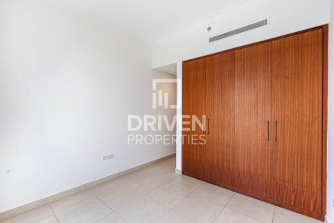Apartment in The Hills, Dubai, UAE 3 bedrooms, 165.74 sq.m. № 746213 - photo 7