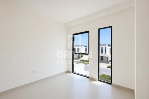 Vilë në Dubai South (Dubai World Central), Dubai, Emiratet e Bashkuara Arabe 4 dhoma gjumi, 499.26 m2. № 746212 - Foto 13