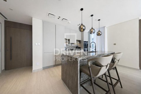 Apartament në Palm Jumeirah, Dubai, Emiratet e Bashkuara Arabe 2 dhoma gjumi, 174.94 m2. № 741897 - Foto 18
