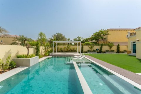 Vila v Jumeirah Park, Dubai, SAE 4 ložnice, 424 m² Č.: 623296 - fotografie 27