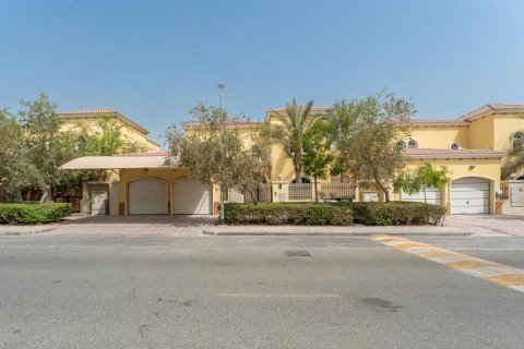 Vila v Jumeirah Park, Dubai, SAE 4 ložnice, 424 m² Č.: 623296 - fotografie 29