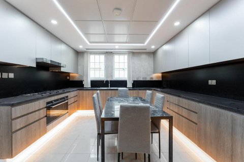 Vila v Jumeirah Park, Dubai, SAE 4 ložnice, 424 m² Č.: 623296 - fotografie 7