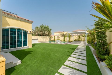 Vila v Jumeirah Park, Dubai, SAE 4 ložnice, 424 m² Č.: 623296 - fotografie 25
