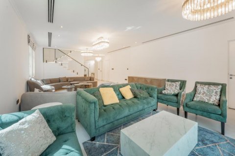 Vila v Jumeirah Park, Dubai, SAE 4 ložnice, 424 m² Č.: 623296 - fotografie 4