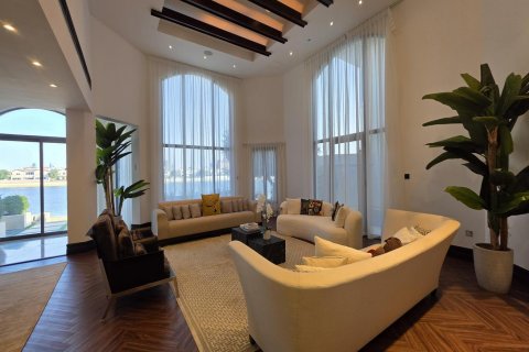 Villa in affitto a Palm Jumeirah, Dubai, EAU 4 camere da letto, 622 mq. № 623339 - foto 2