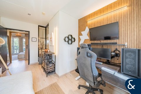 Townhouse de vânzare în Jumeirah Village Circle, Dubai, EAU 2 dormitoare, 180 mp. №666941 - poză 9