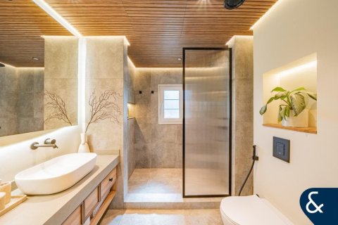 Townhouse de vânzare în Jumeirah Village Circle, Dubai, EAU 2 dormitoare, 180 mp. №666941 - poză 8