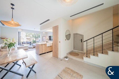 Townhouse de vânzare în Jumeirah Village Circle, Dubai, EAU 2 dormitoare, 180 mp. №666941 - poză 6