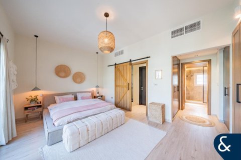 Townhouse de vânzare în Jumeirah Village Circle, Dubai, EAU 2 dormitoare, 180 mp. №666941 - poză 7