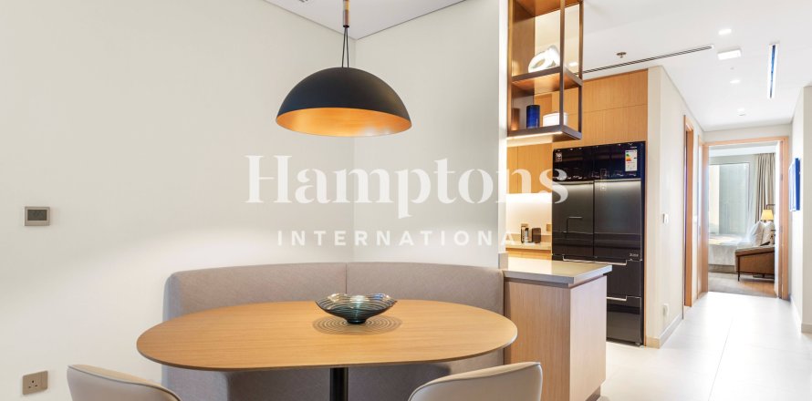 דירה ב Downtown Dubai (Downtown Burj Dubai), Dubai, איחוד האמירויות 2 חדרי שינה, 101.543 מ"ר מספר 690608