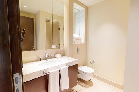 דירה להשכרה ב Downtown Dubai (Downtown Burj Dubai), Dubai, איחוד האמירויות  2 חדרי שינה, 134.92953011 מ"ר, מספר 690604 - תמונה 8
