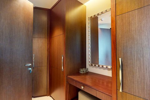 דירה להשכרה ב Downtown Dubai (Downtown Burj Dubai), Dubai, איחוד האמירויות  2 חדרי שינה, 134.92953011 מ"ר, מספר 690604 - תמונה 12