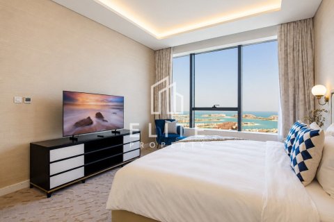 Apartment in Palm Jumeirah, Dubai, UAE 1 bedroom, 103 sq.m. № 741293 - photo 2
