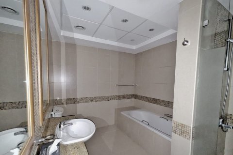 Appartement te huur in The Views, Dubai, VAE 2 slaapkamers, 127.93 vr.m., nr 751097 - foto 11