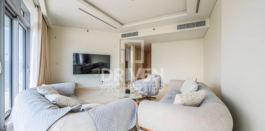 Lakás itt: Downtown Dubai (Downtown Burj Dubai), Dubai, EAE, 2 hálószoba, 142.05 m², azonosító: 756972