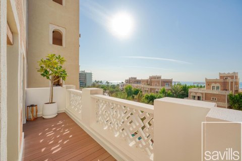 Appartamento in vendita a Palm Jumeirah, Dubai, EAU 2 camere da letto, 203 mq. № 680777 - foto 17