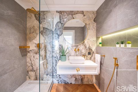 Appartamento in vendita a Palm Jumeirah, Dubai, EAU 2 camere da letto, 203 mq. № 680777 - foto 14