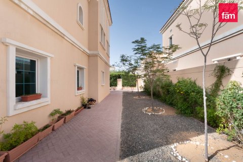 Apartment sa Dubai, UAE 664.9 sq.m. № 740349
