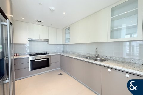 Apartemen di Downtown Dubai (Downtown Burj Dubai), UEA 3 kamar tidur, 242 m2 nomor 667316 - foto 15